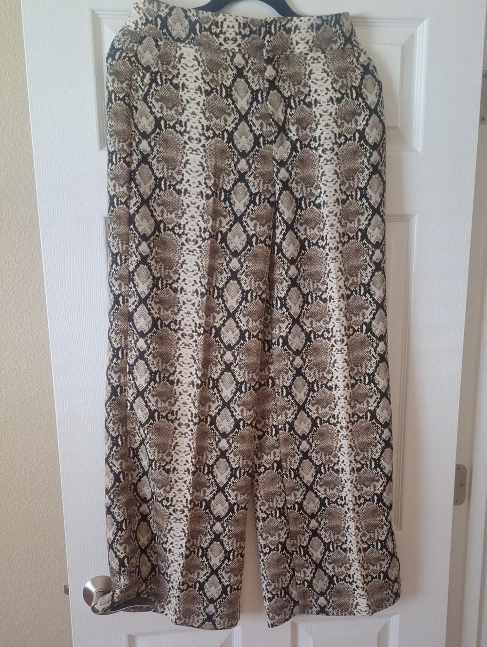 Banana Republic Brown & Cream Snake-Print Maxi Pantd